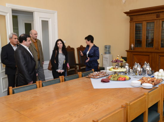 Riigikogu aseesimees Laine Randjärv kohtus Eesti Armeenia kogukonnaga ning Armeenia ajakirjanike delegatsiooniga